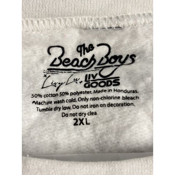 The Beach Boys 80s Surf White Thrifted By Livylu+Livgoods Sweatshirt - Picture 6 of 7